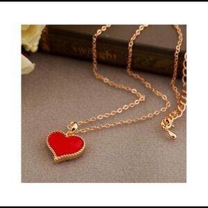 LAST ONE Dainty Heart Necklace